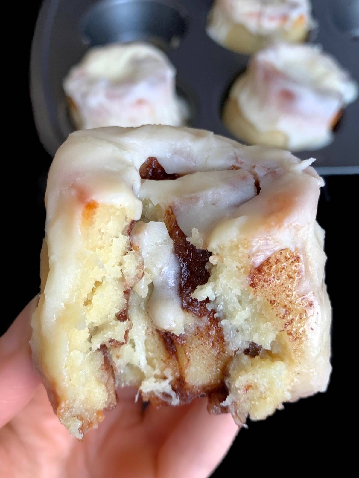 Low-Carb, Keto Cinnamon Buns (Easy Recipe!) - BakeToBeFit