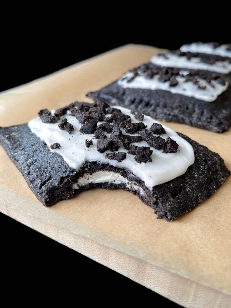 Keto Pop Tarts: Cookies and Creme