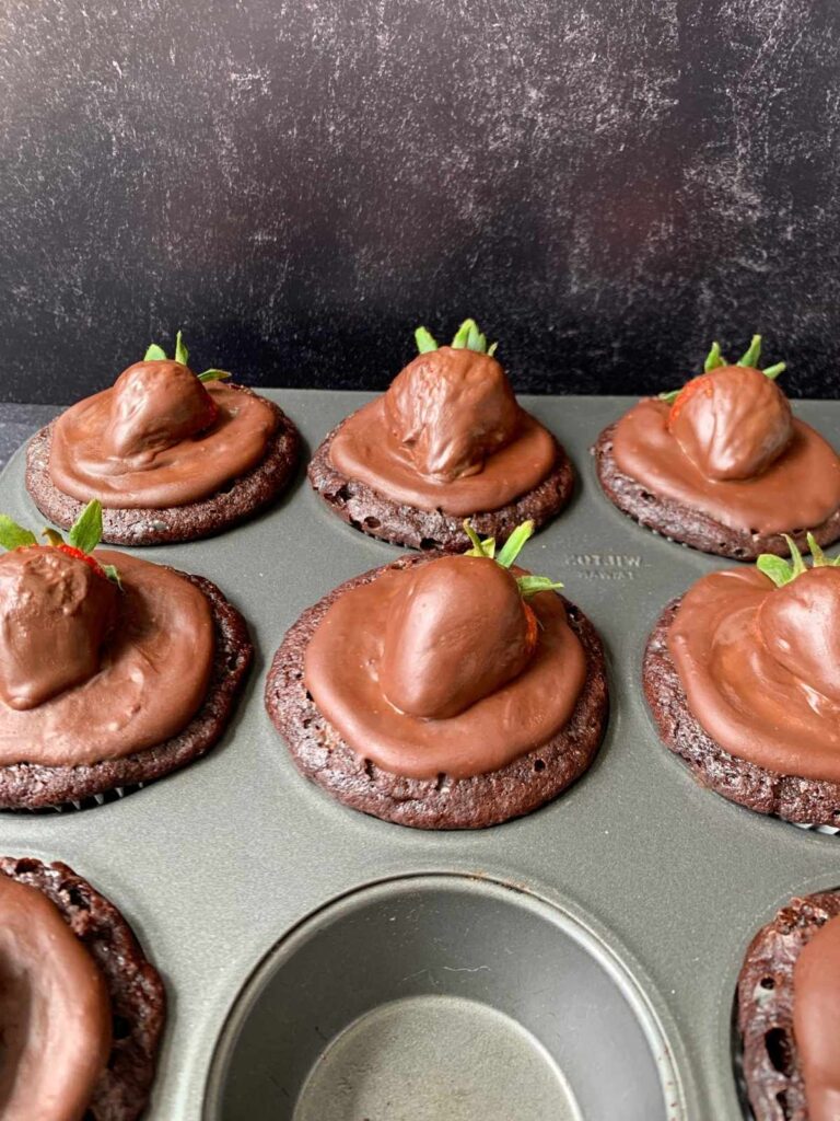 Keto Chocolate Covered Strawberry Cupcakes