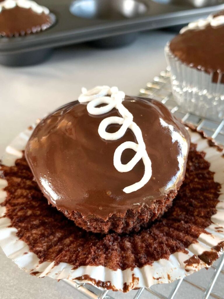 keto hostess cupcakes