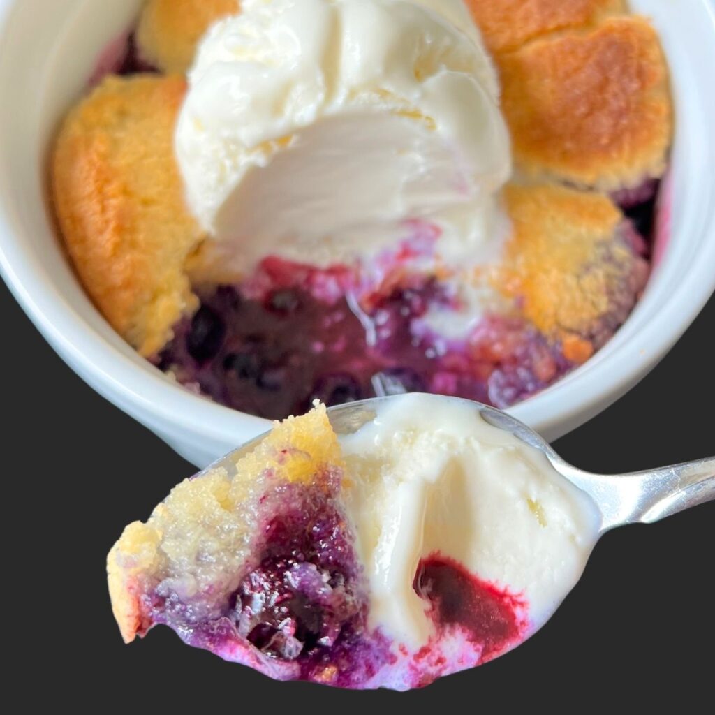 keto blueberry cobbler